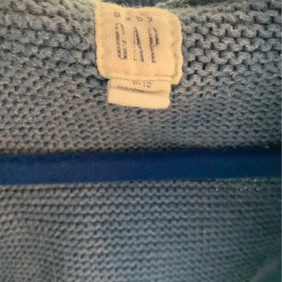 GAP | Boys size 6-12 | Knit button up cardigan in blue - Picture 4 of 4